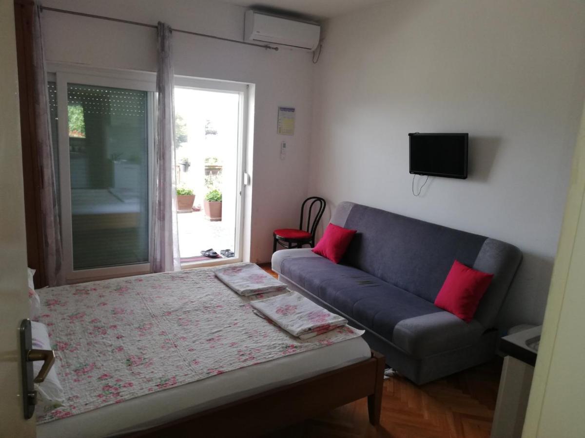 Apartments Medici ซาโอสโตรก ภายนอก รูปภาพ
